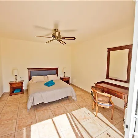 Luz De La Fragata - 4 Bedroom - Great Pool Area - Perfect For Families Costa Teguise