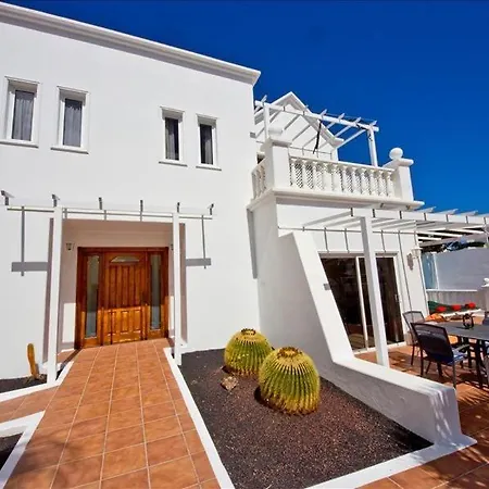 Luz De La Fragata - 4 Bedroom - Great Pool Area - Perfect For Families Costa Teguise