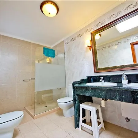 Вилла Luz De La Fragata - 4 Bedroom - Great Pool Area - Perfect For Families Коста-Тегисе