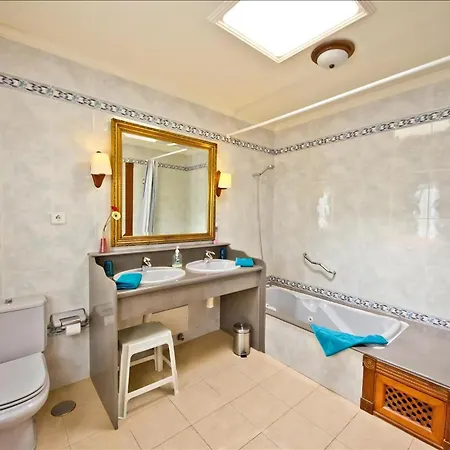 Вилла Great Luz De La Fragata 4 Bedrooms Private Pool